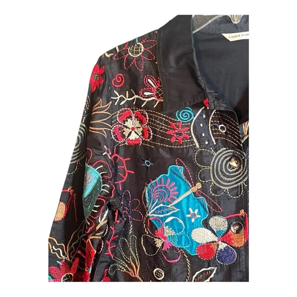 LAURA ASHLEY  Silk Floral Embroidered Women's Jacket or Top SZ M